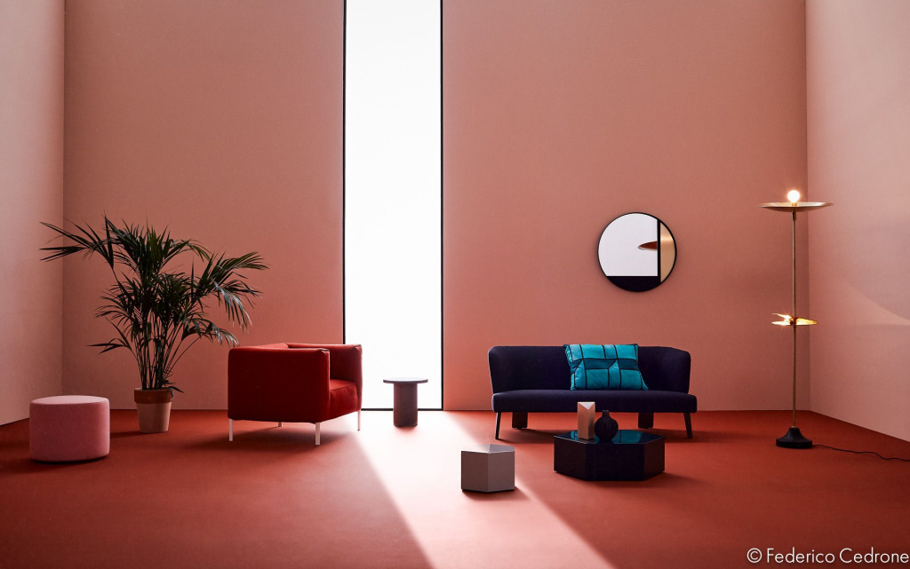 VIVA MAGENTA interior6.jpg VIVA MAGENTA interior6.jpg