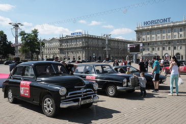 avtomobili-oldtaimer-ralli-04.jpg avtomobili-oldtaimer-ralli-04.jpg