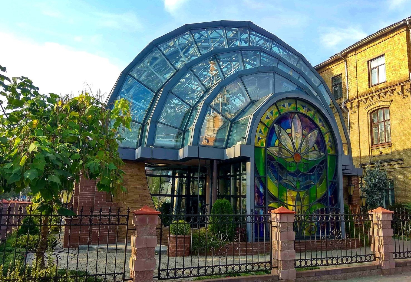 Социокультурные объекты