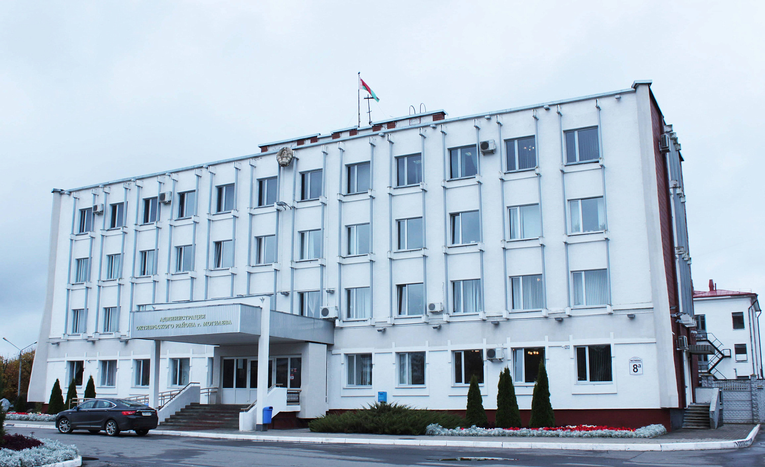 г.Могилев, административное здание. Окрашено краской FLAGMAN 31к, ECOL 33, 2014 год